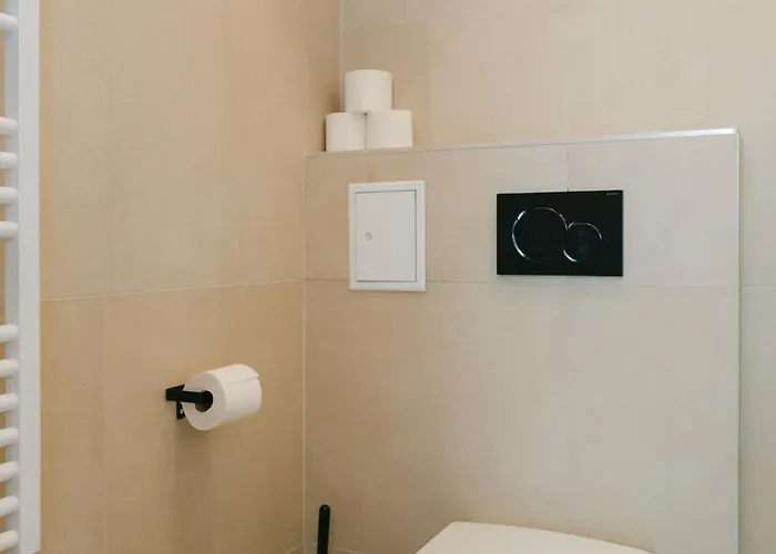 Neat 2br Perfect For 4 Free Parking Apartment Vienna